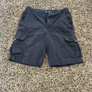 Old Navy men’s cargo shorts.